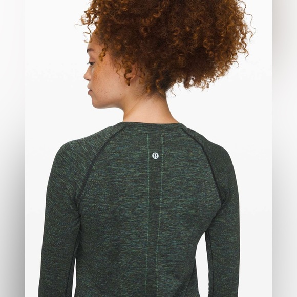 Lululemon Swiftly Speed Long Sleeve sz 4 
Black / Deep Coal / Clean Green /Azure - Picture 5 of 10